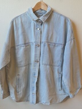 Stoosh Baggy Denim Jacket Lightwash